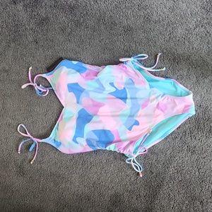 No Boundaries One Piece, sz XL